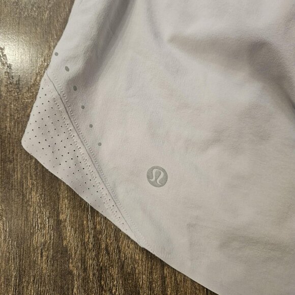 Lululemon Women's Light Grey Hotty Hot High-Rise Lined Short 4" Length, Size 6 - Picture 9 of 16